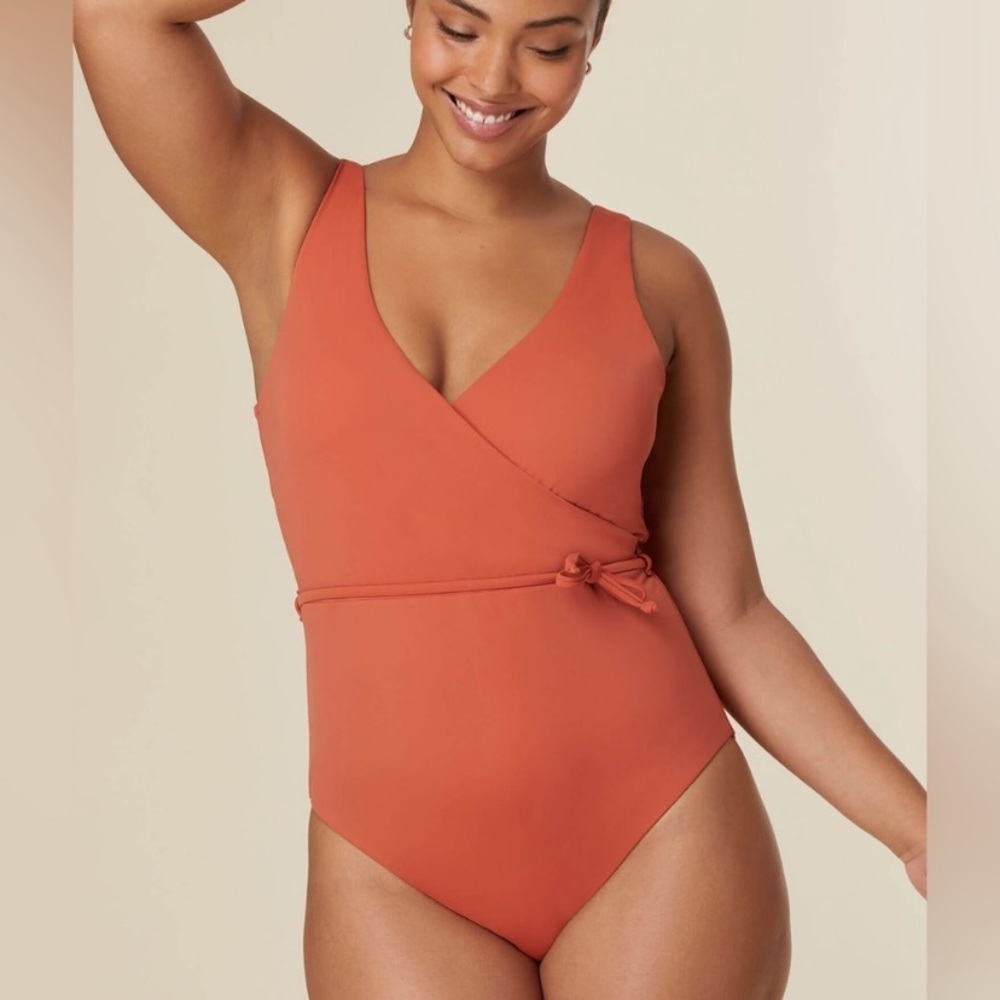 Nadie Swim The Belmar one piece swimsuit size medium NEW with tag